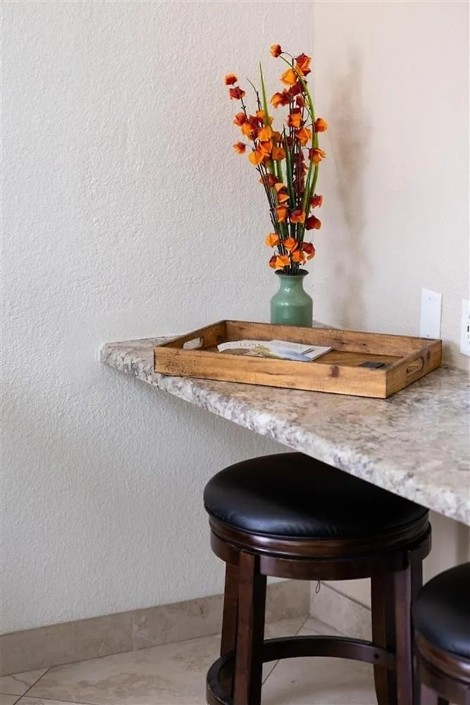 101 -Fully Furnished 1Br Suite-Prime Location Scottsdale